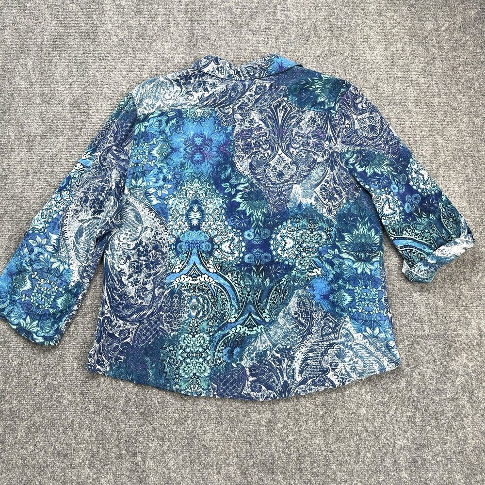 Chicos Top Sz 3 Womens Size XL Button Front Roll Tab Sleeve Blue Floral Pockets - Picture 2 of 11